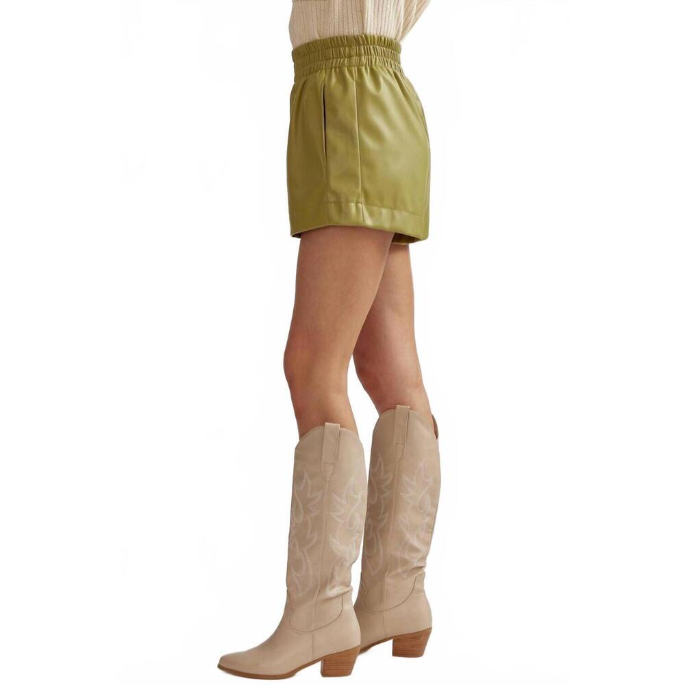 NEW ENTRO women's faux leather high waisted shorts in avocado - Picture 5 of 5